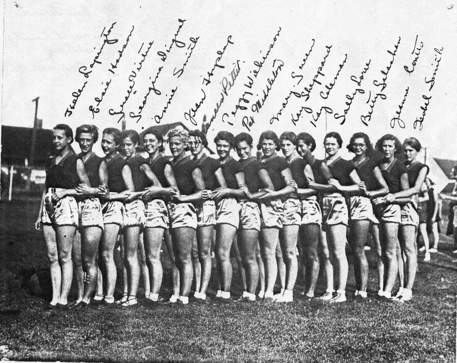 old photo of a women's sports team, 1932